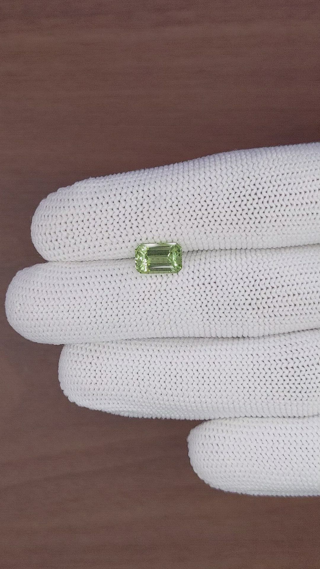 2.35 Ct. Green Chrysoberyl from Ceylon (Sri Lanka) Size Video