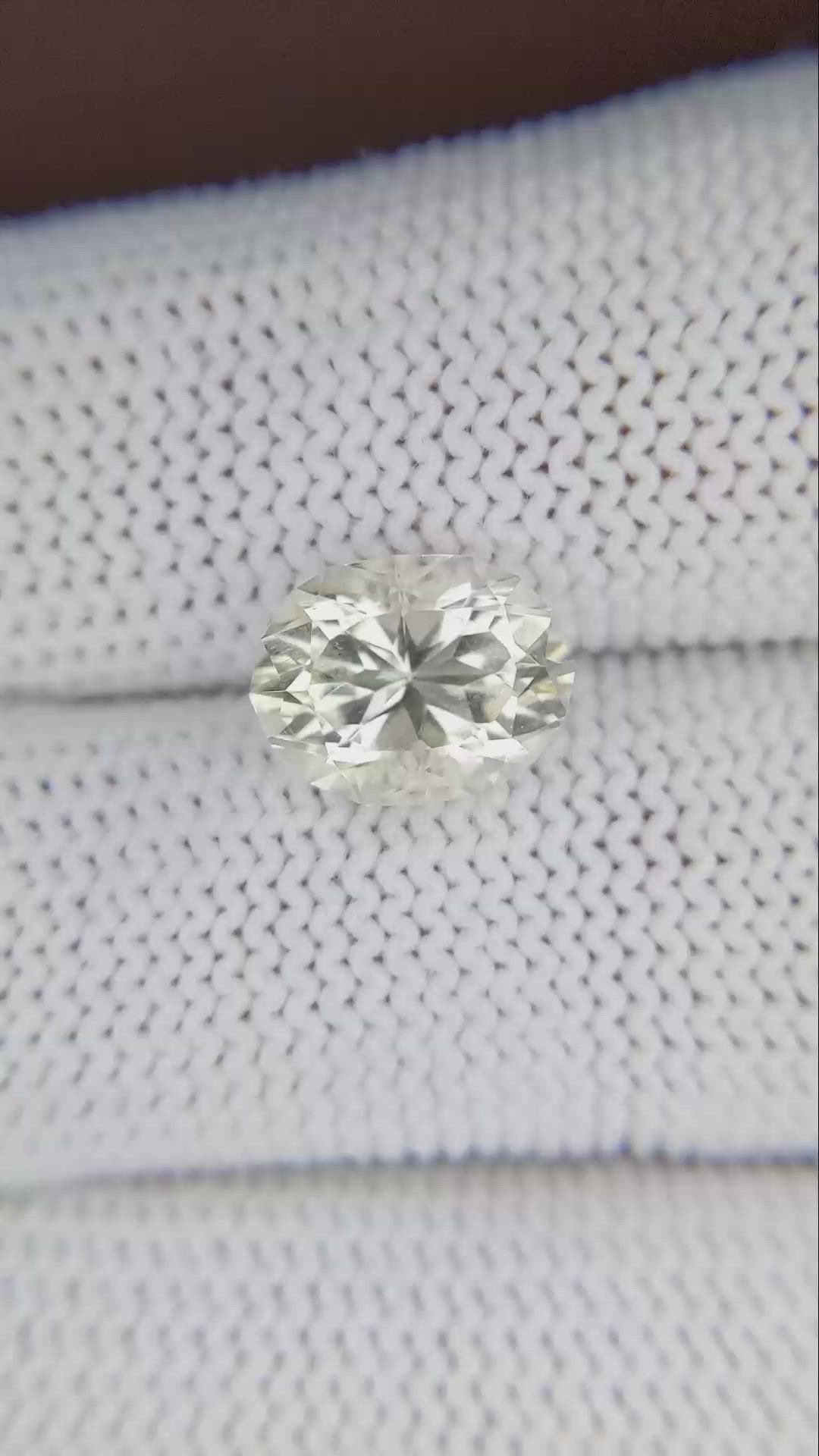 2.77 Ct. Yellow Quartz Size Video