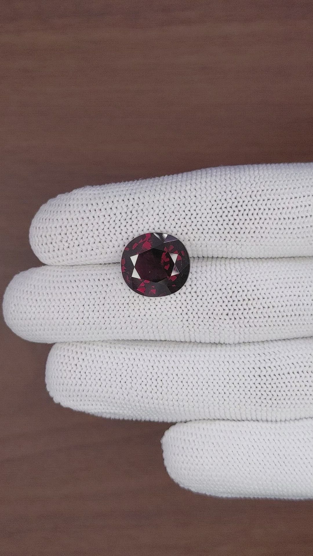 10.13 Ct. Purplish Red Garnet from Ceylon (Sri Lanka) Size Video