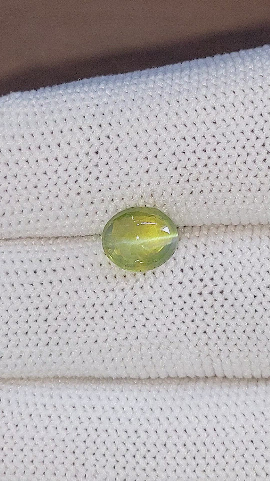 2.87 Ct. Yellowish Green Cabochon Chrysoberyl from Ceylon (Sri Lanka) Size Video