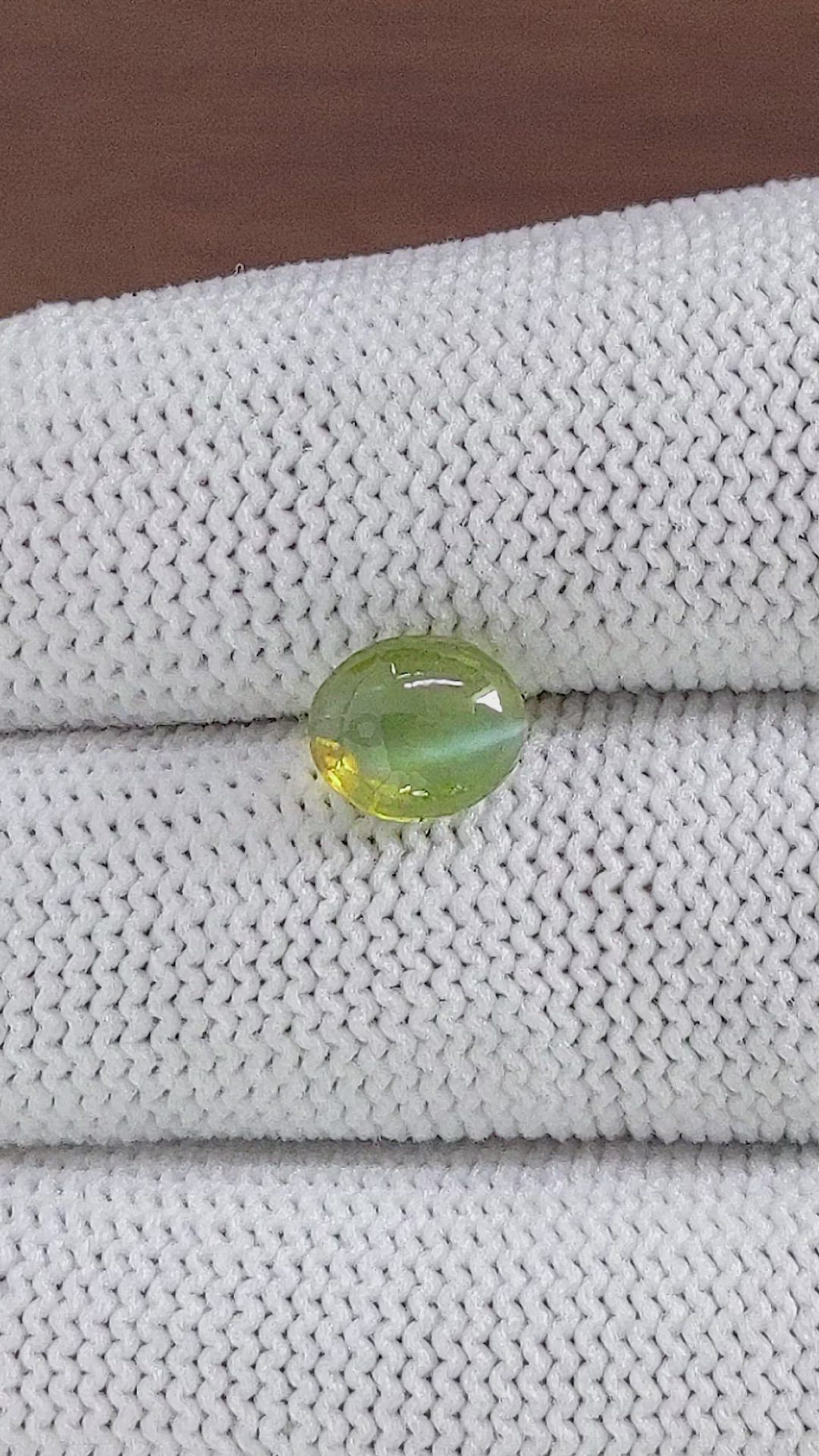 2.87 Ct. Yellowish Green Cabochon Chrysoberyl from Ceylon (Sri Lanka) Size Video