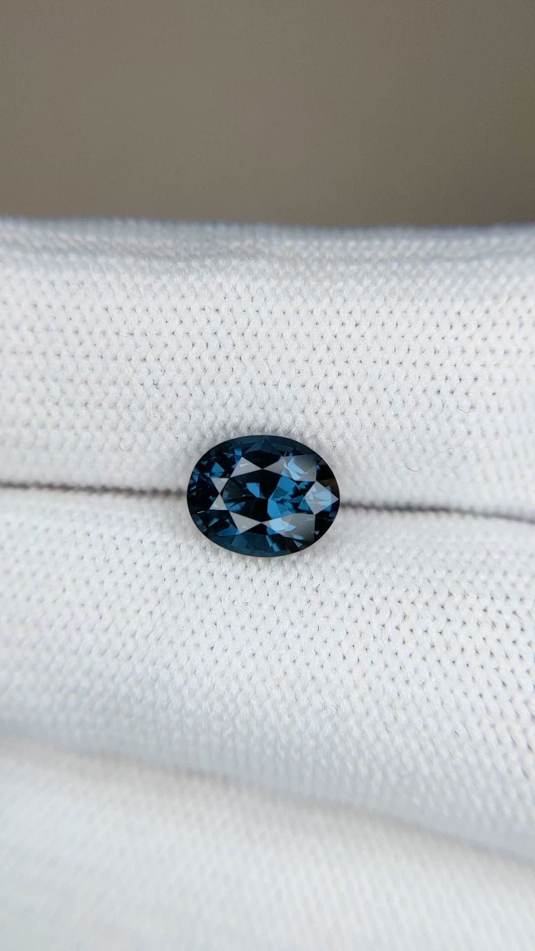 1.66 Ct. Blue Spinel from Ceylon (Sri Lanka) Size Video