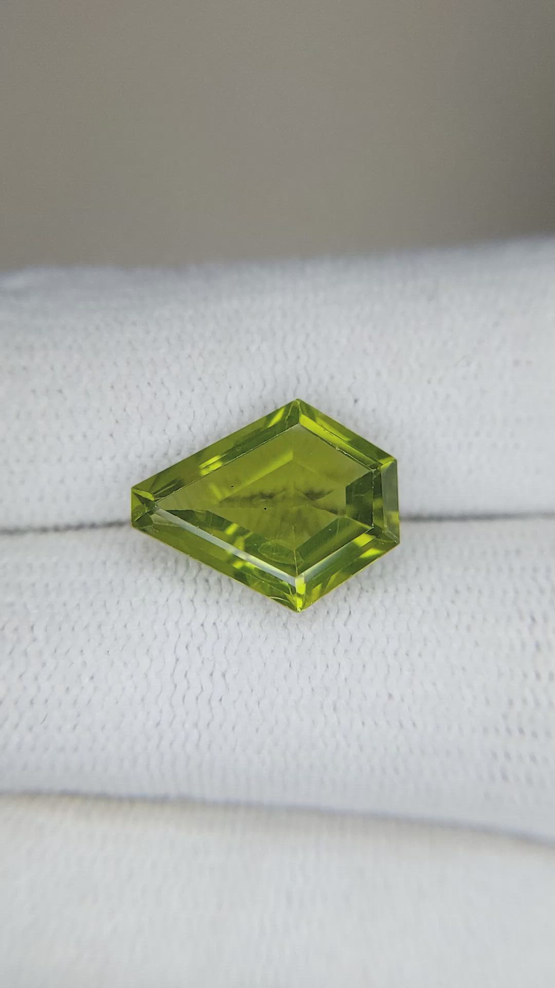 4.45 Ct. Yellowish Green Peridot from Burma (Myanmar) Size Video