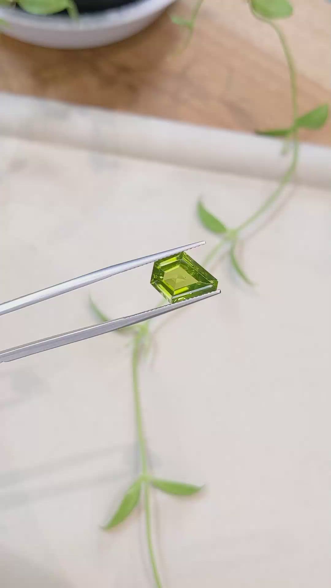 4.45 Ct. Yellowish Green Peridot from Burma (Myanmar) Size Video