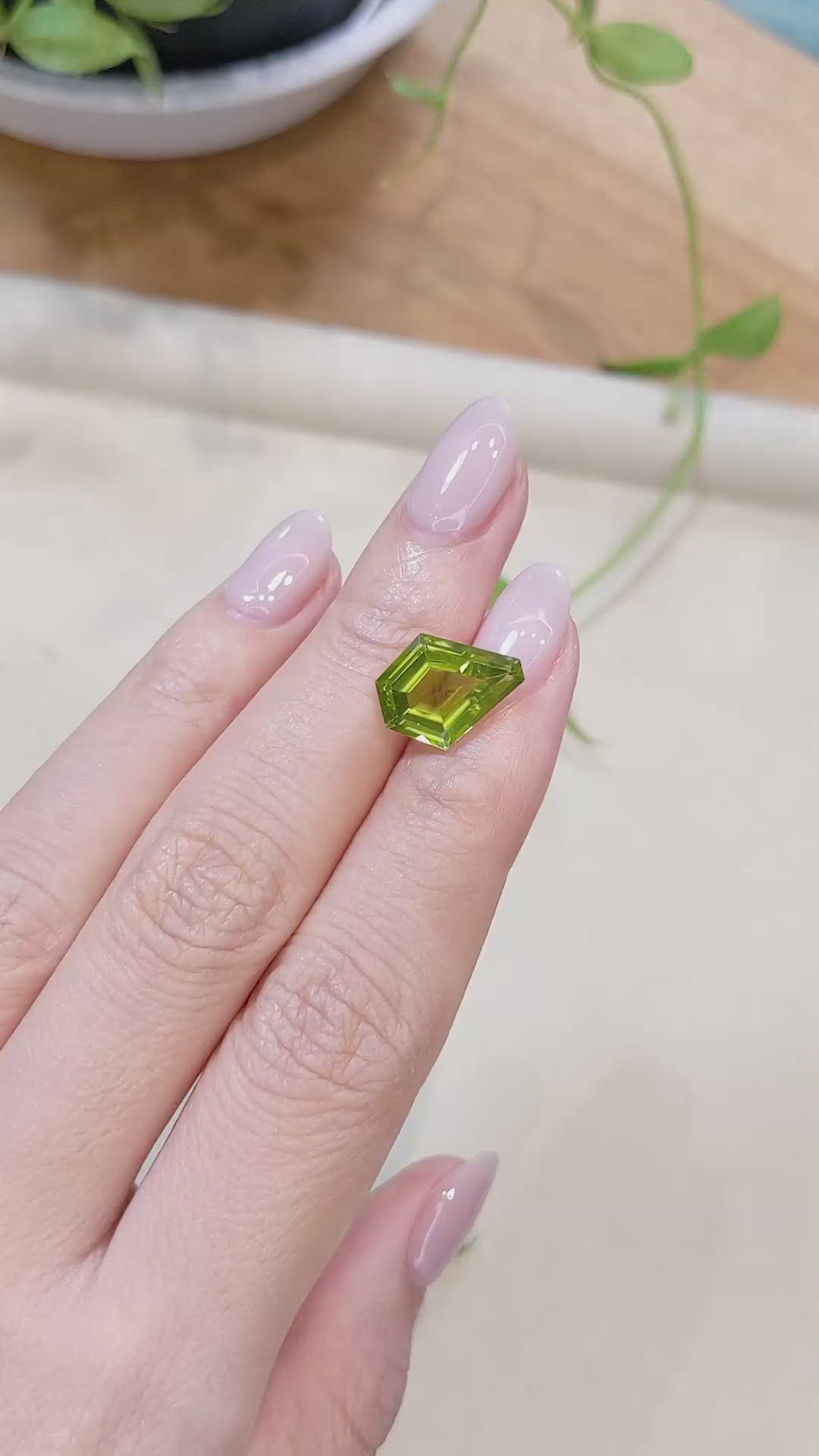 4.45 Ct. Yellowish Green Peridot from Burma (Myanmar) Size Video