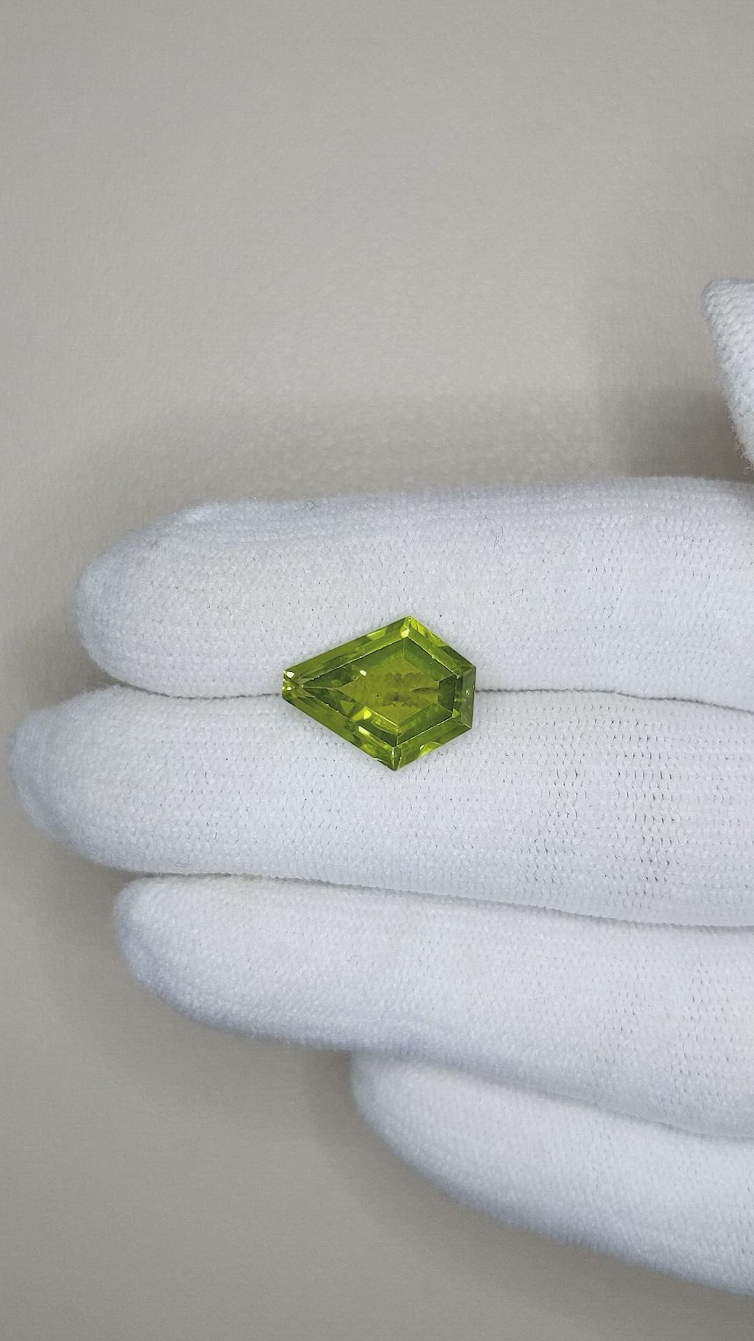 4.45 Ct. Yellowish Green Peridot from Burma (Myanmar) Size Video