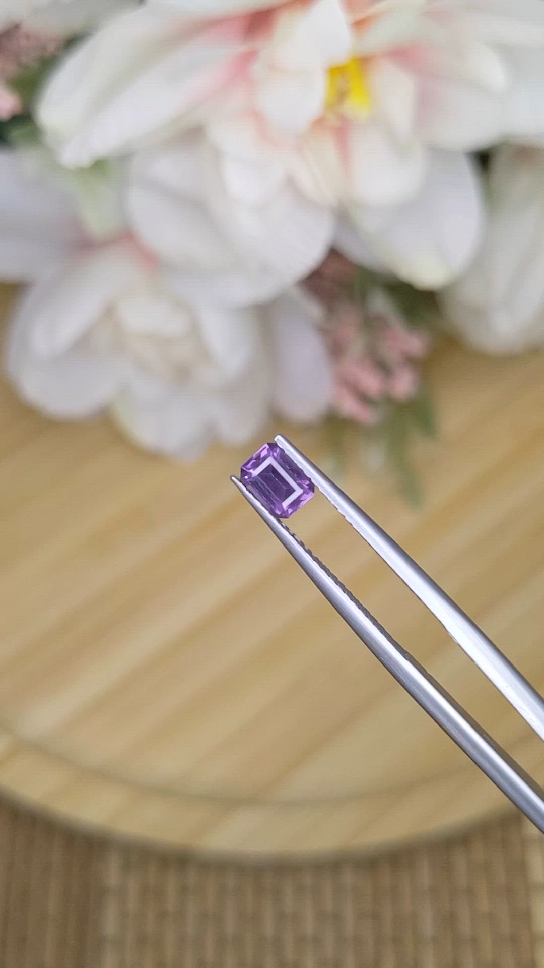 0.60 Ct. Spinel from Ceylon (Sri Lanka) Size Video