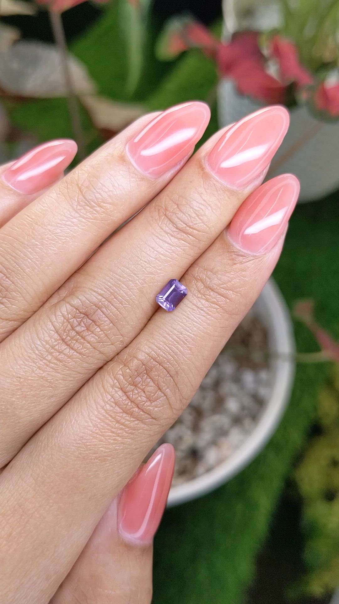 0.60 Ct. Spinel from Ceylon (Sri Lanka) Size Video