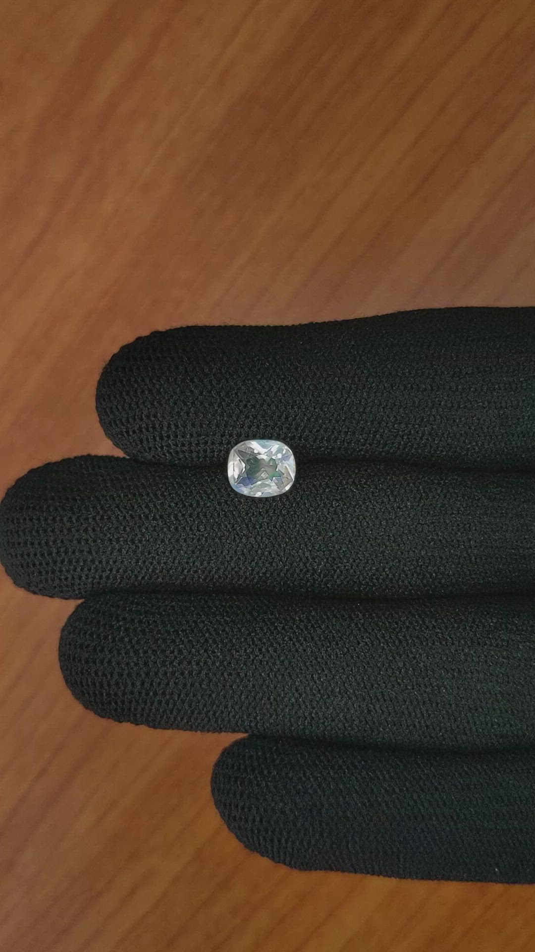 1.21 Ct. Moonstone from Ceylon (Sri Lanka) Size Video