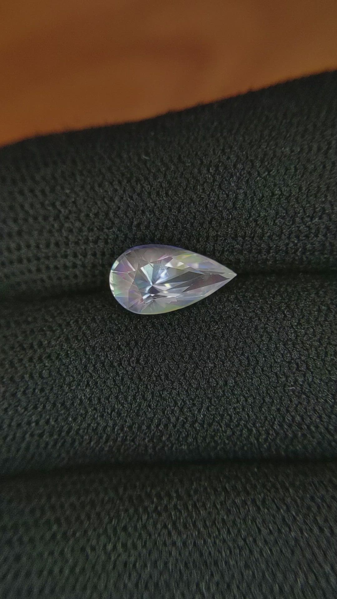 1.72 Ct. Moonstone from Ceylon (Sri Lanka) Size Video