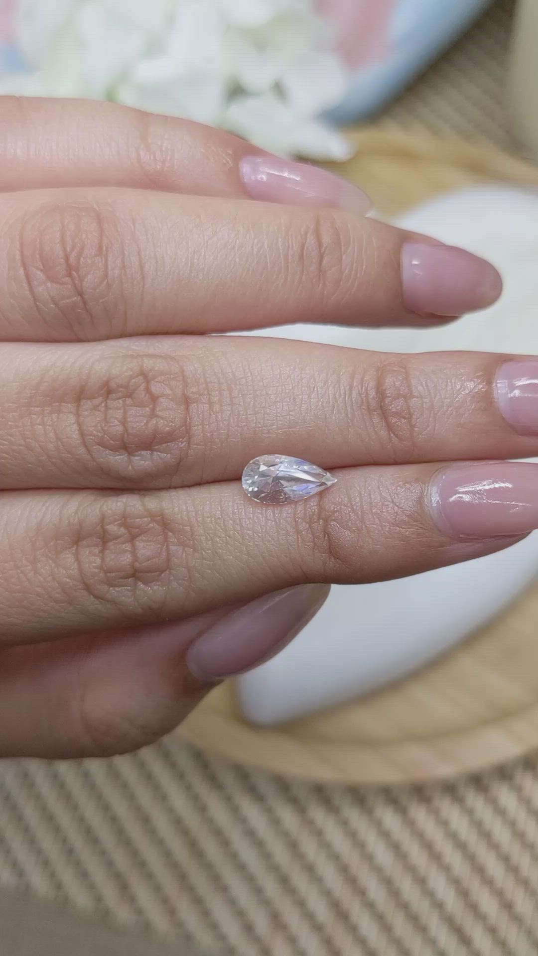 1.16 Ct. Moonstone from Ceylon (Sri Lanka) Size Video