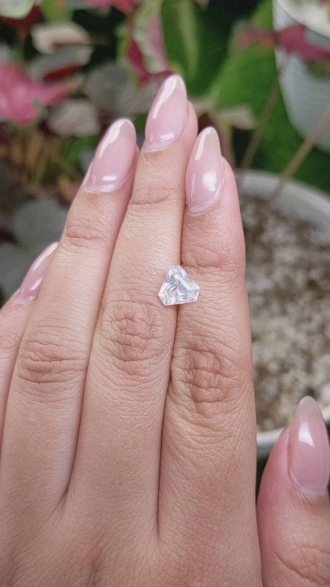 1.39 Ct. Moonstone from Ceylon (Sri Lanka) Size Video