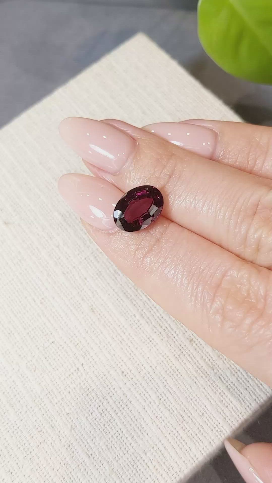 4.32 Ct. Purplish Red Rhodolite Garnet from Tanzania Size Video