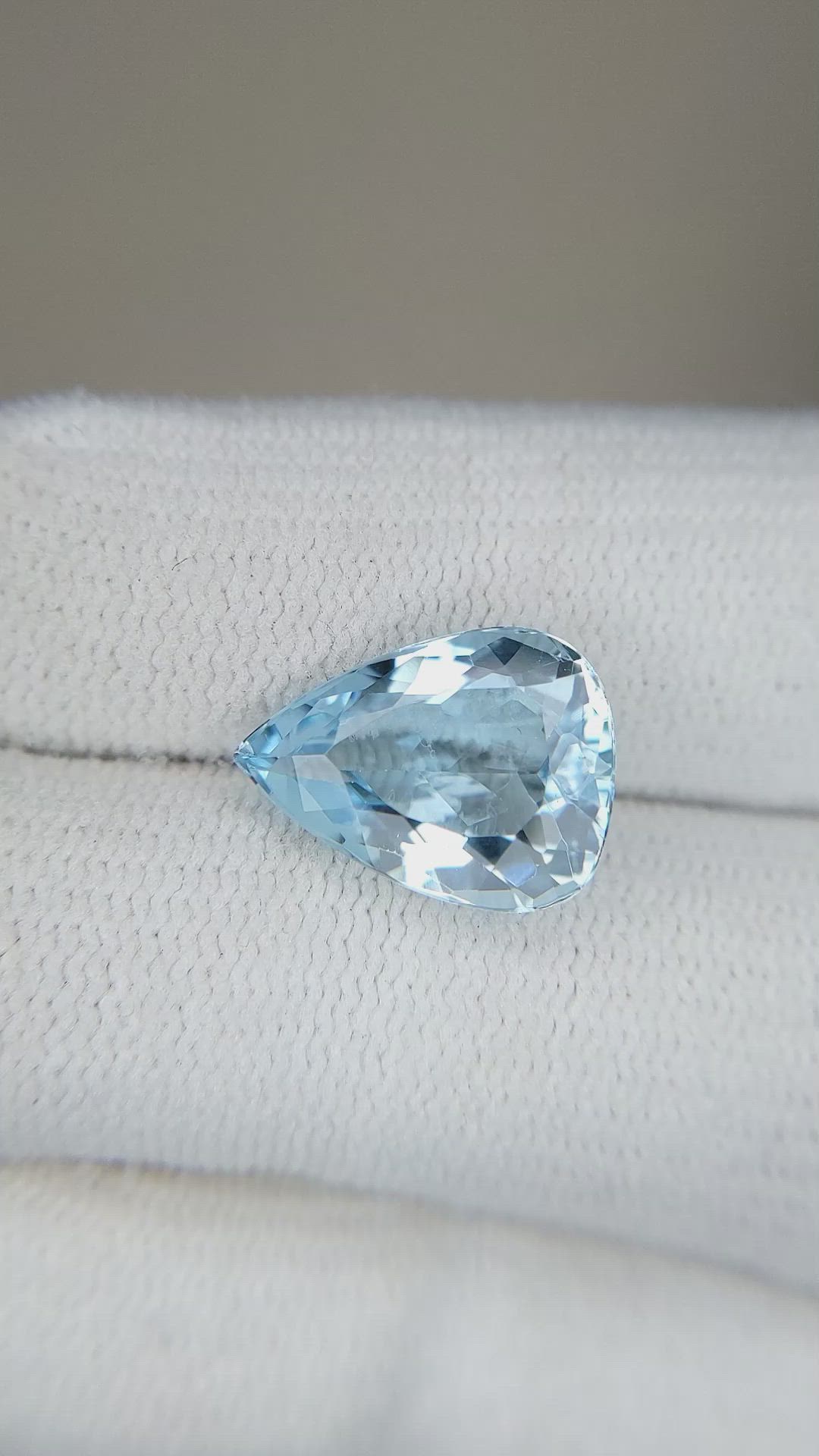 4.05 Ct. Blue Aquamarine from Brazil Size Video