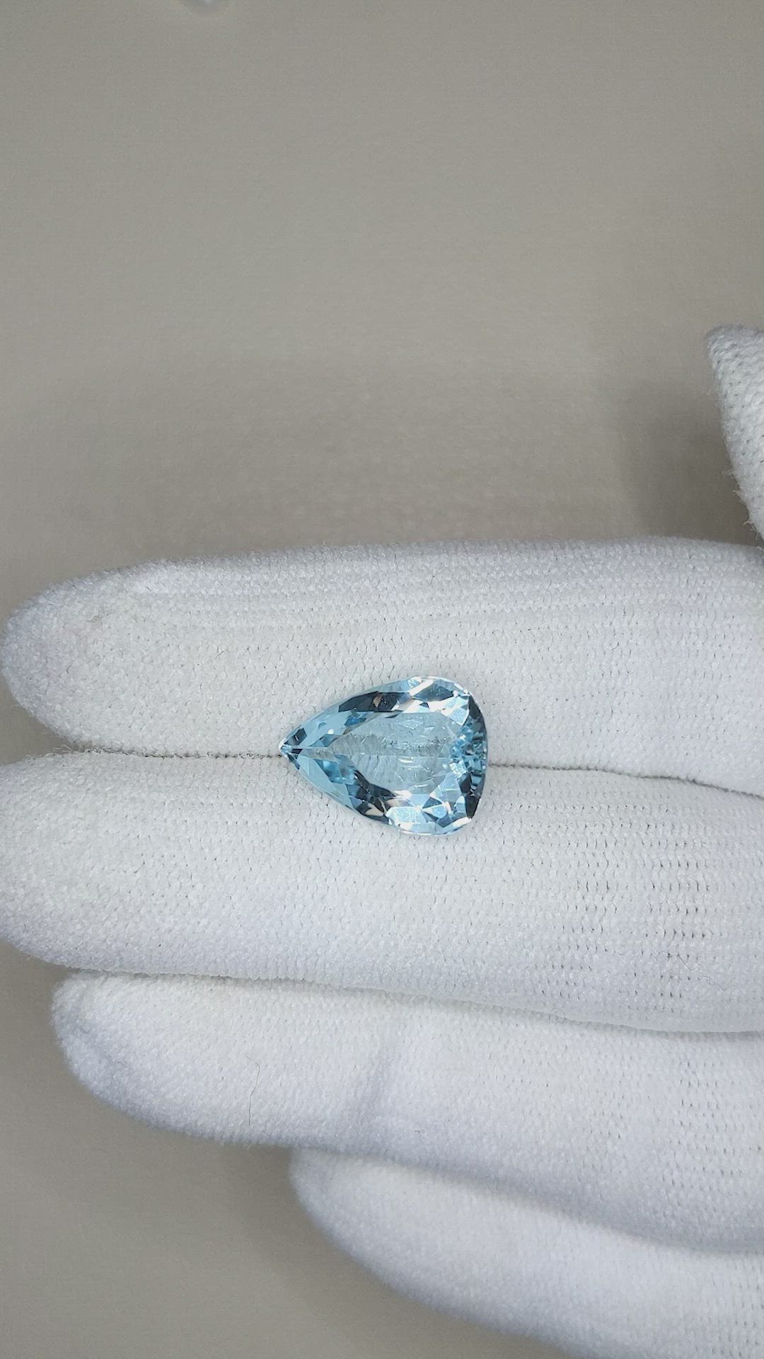 4.05 Ct. Blue Aquamarine from Brazil Size Video