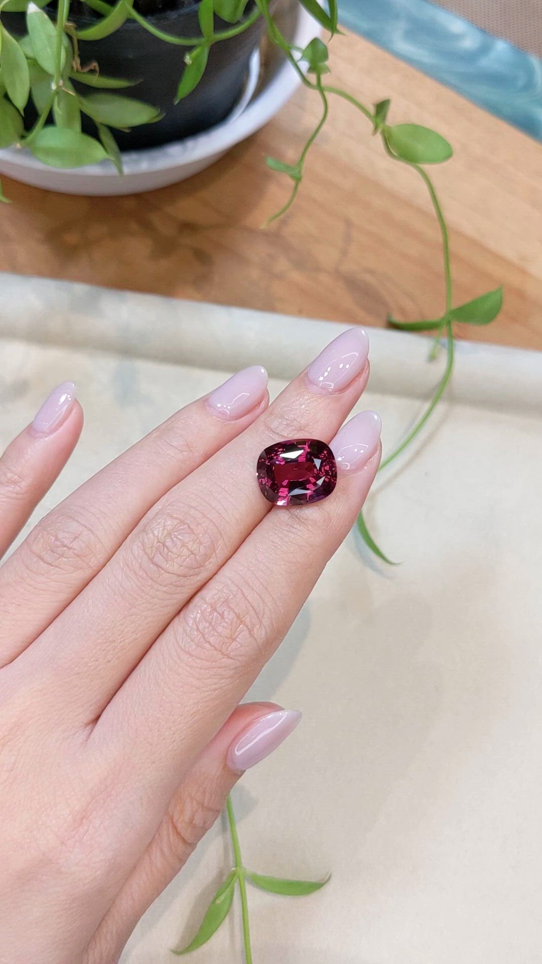 10.90 Ct. Reddish Pink Spinel from Ceylon (Sri Lanka) Size Video