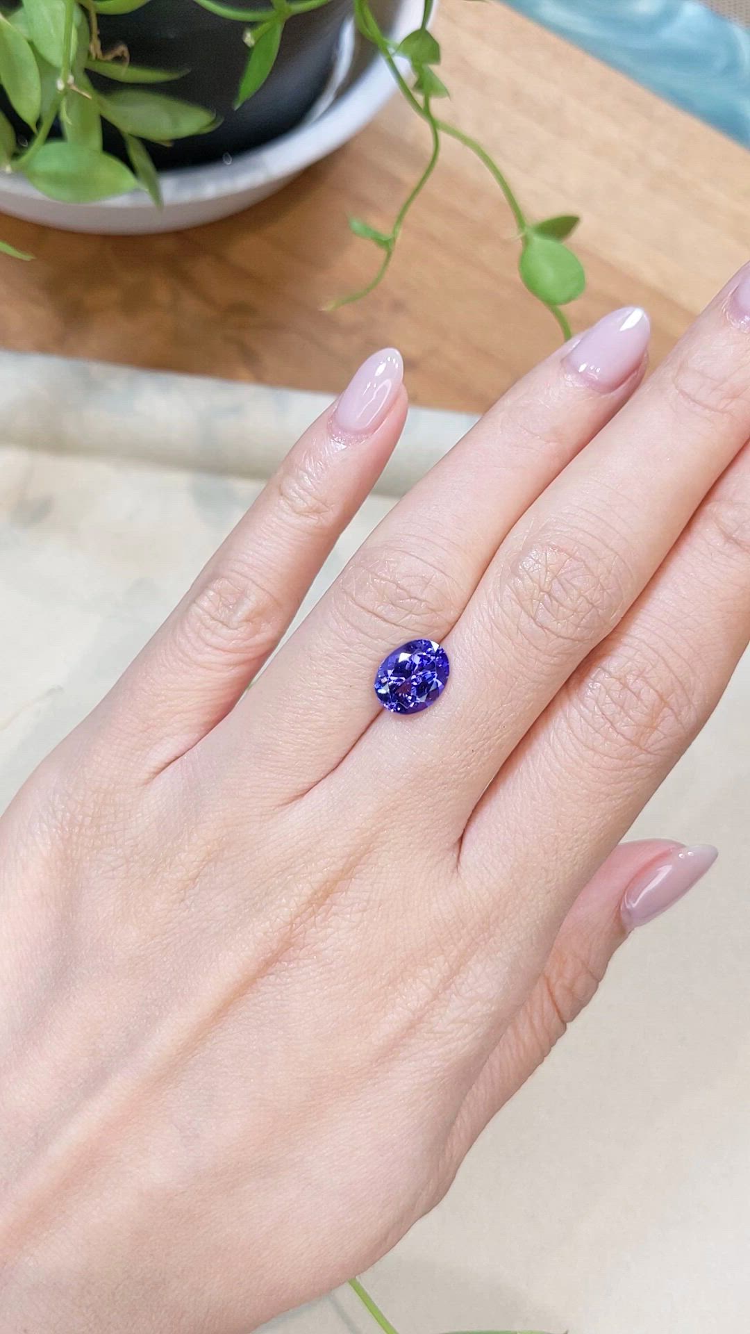 2.78 Ct. Violet Tanzanite from Tanzania Size Video
