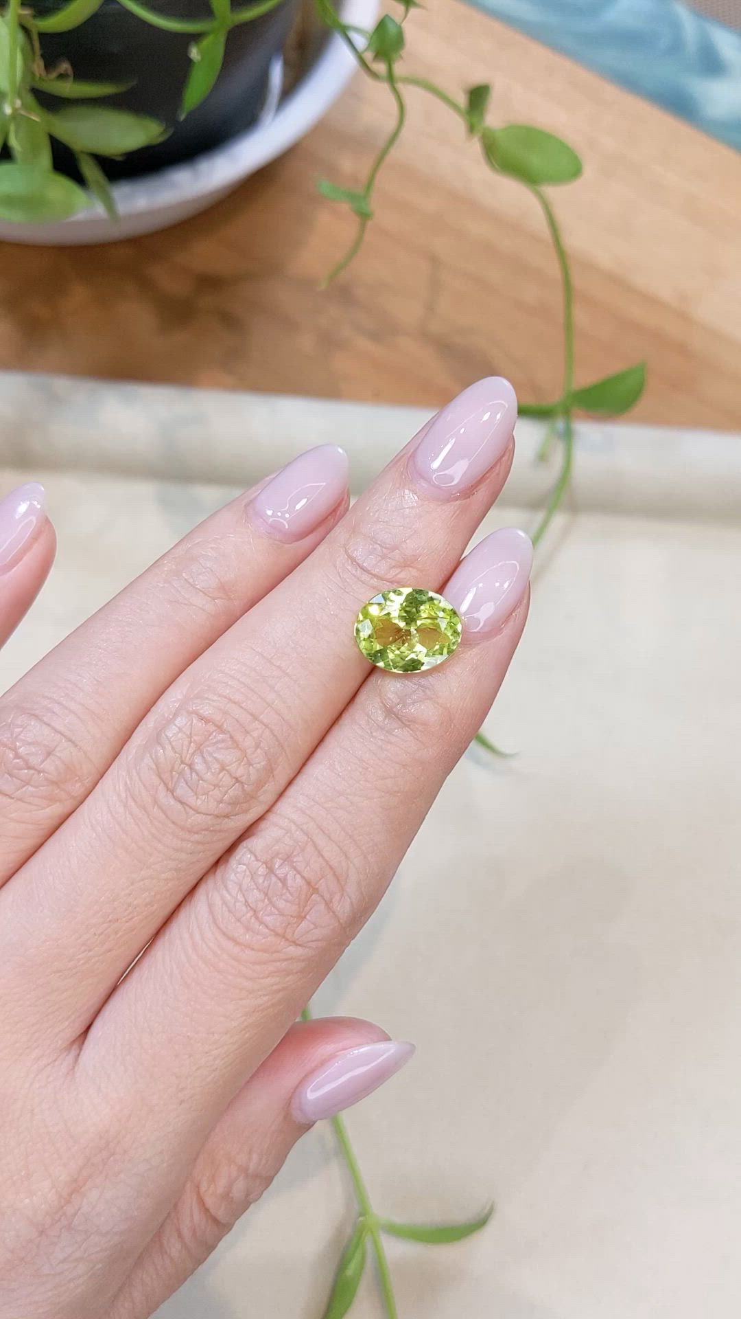 3.95 Ct. Yellowish Green Chrysoberyl from Ceylon (Sri Lanka) Size Video