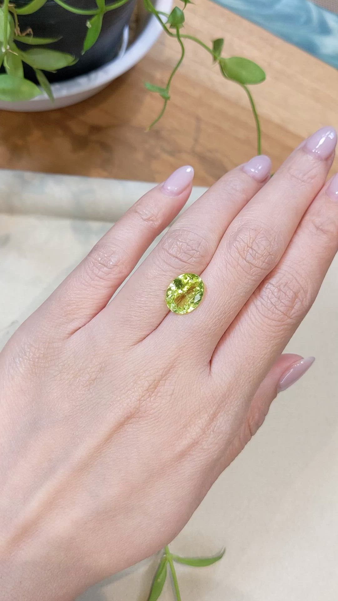 3.95 Ct. Yellowish Green Chrysoberyl from Ceylon (Sri Lanka) Size Video