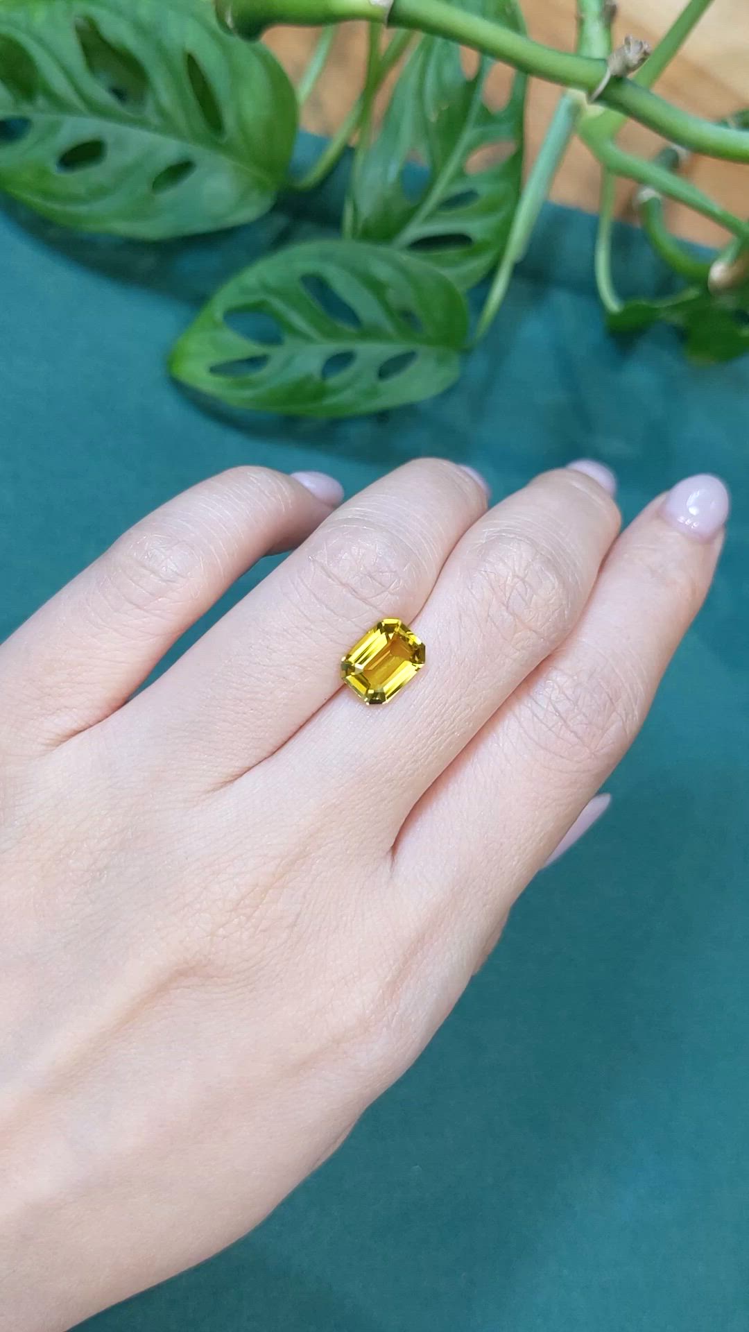 1.85 Ct. Brownish Yellow Heliodor from Madagascar Size Video