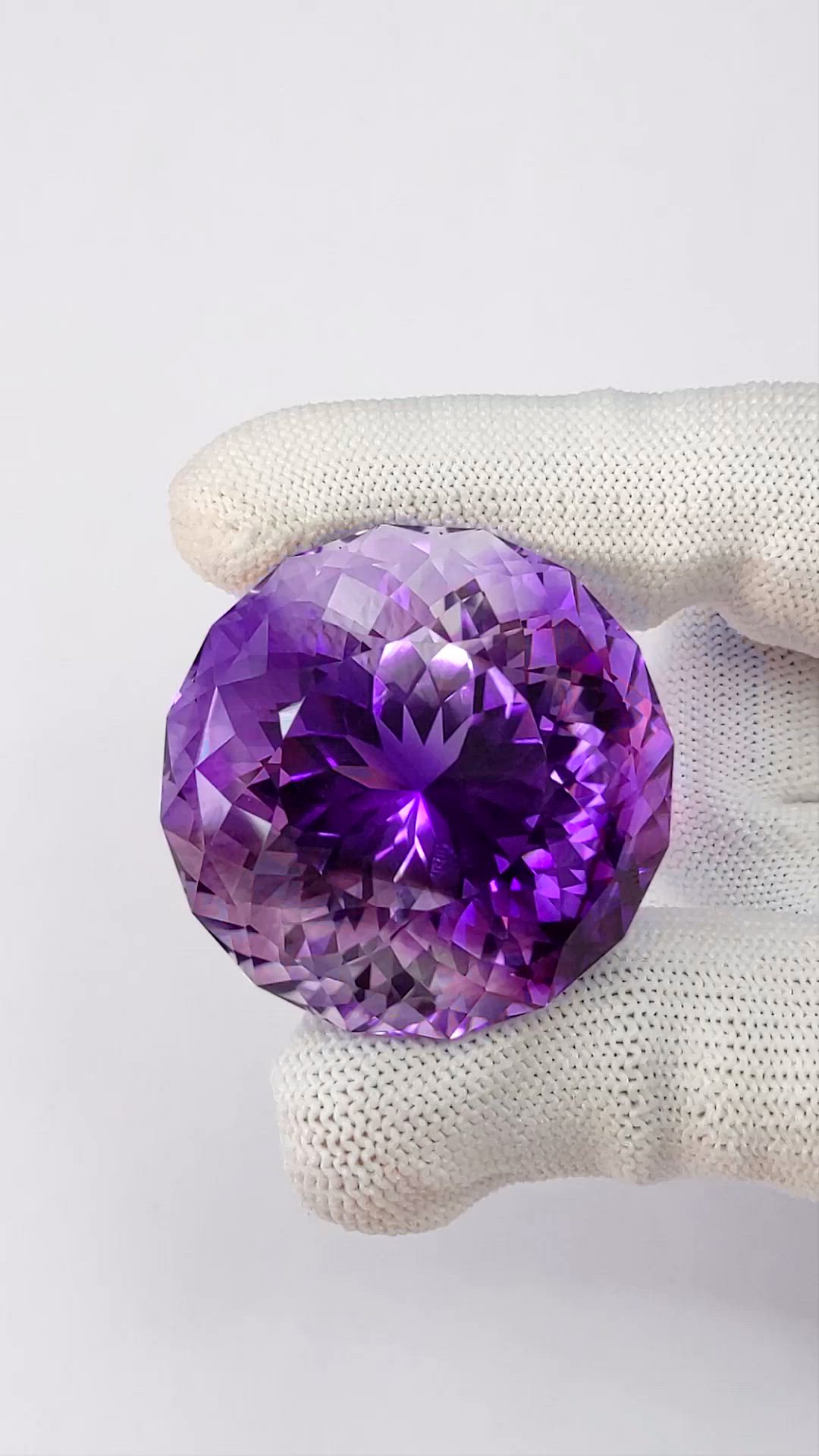 207.28 Ct. Purple Amethyst from Ceylon (Sri Lanka) Size Video