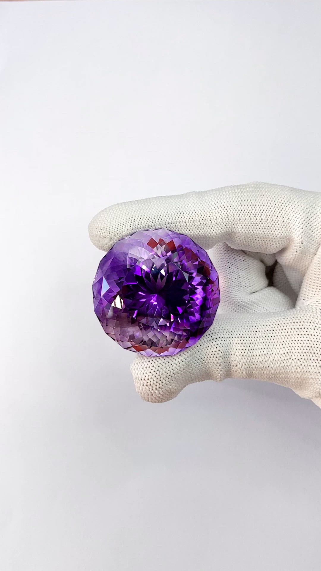 207.28 Ct. Purple Amethyst from Ceylon (Sri Lanka) Size Video