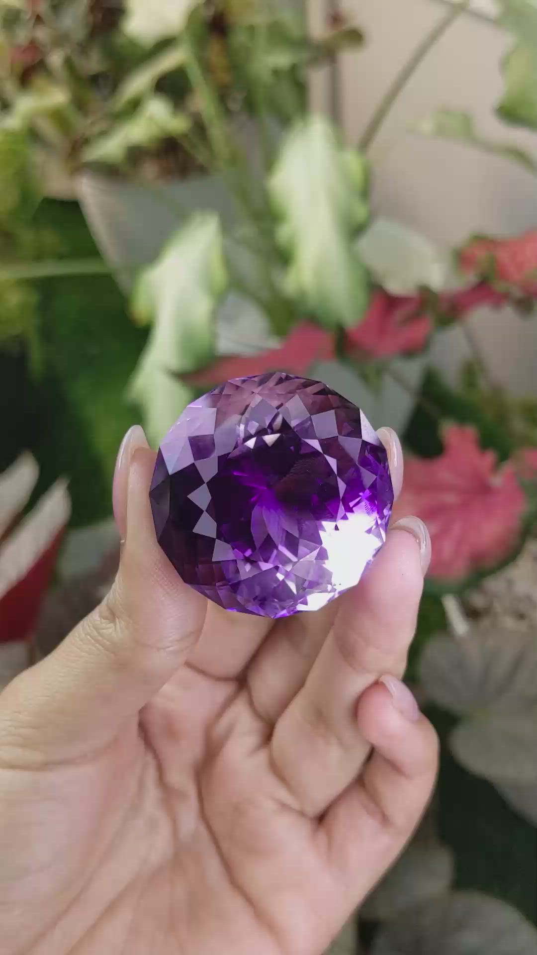 207.28 Ct. Purple Amethyst from Ceylon (Sri Lanka) Size Video