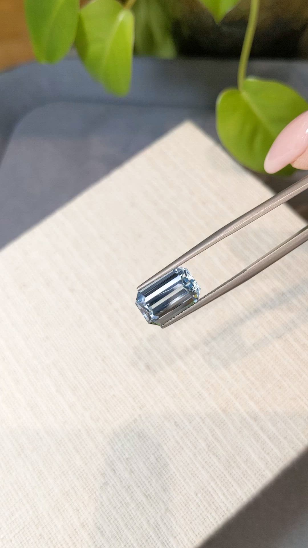 4.31 Ct. Blue Aquamarine from Mozambique Size Video