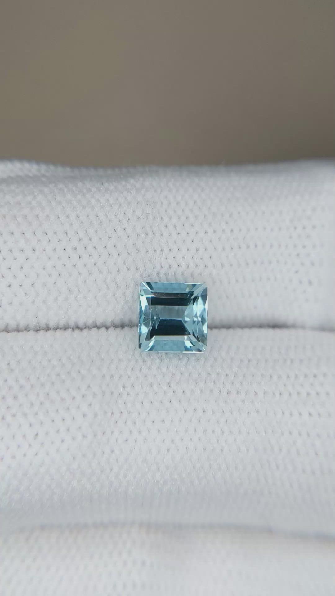 1.00 Ct. Blue Aquamarine from Nigeria Size Video