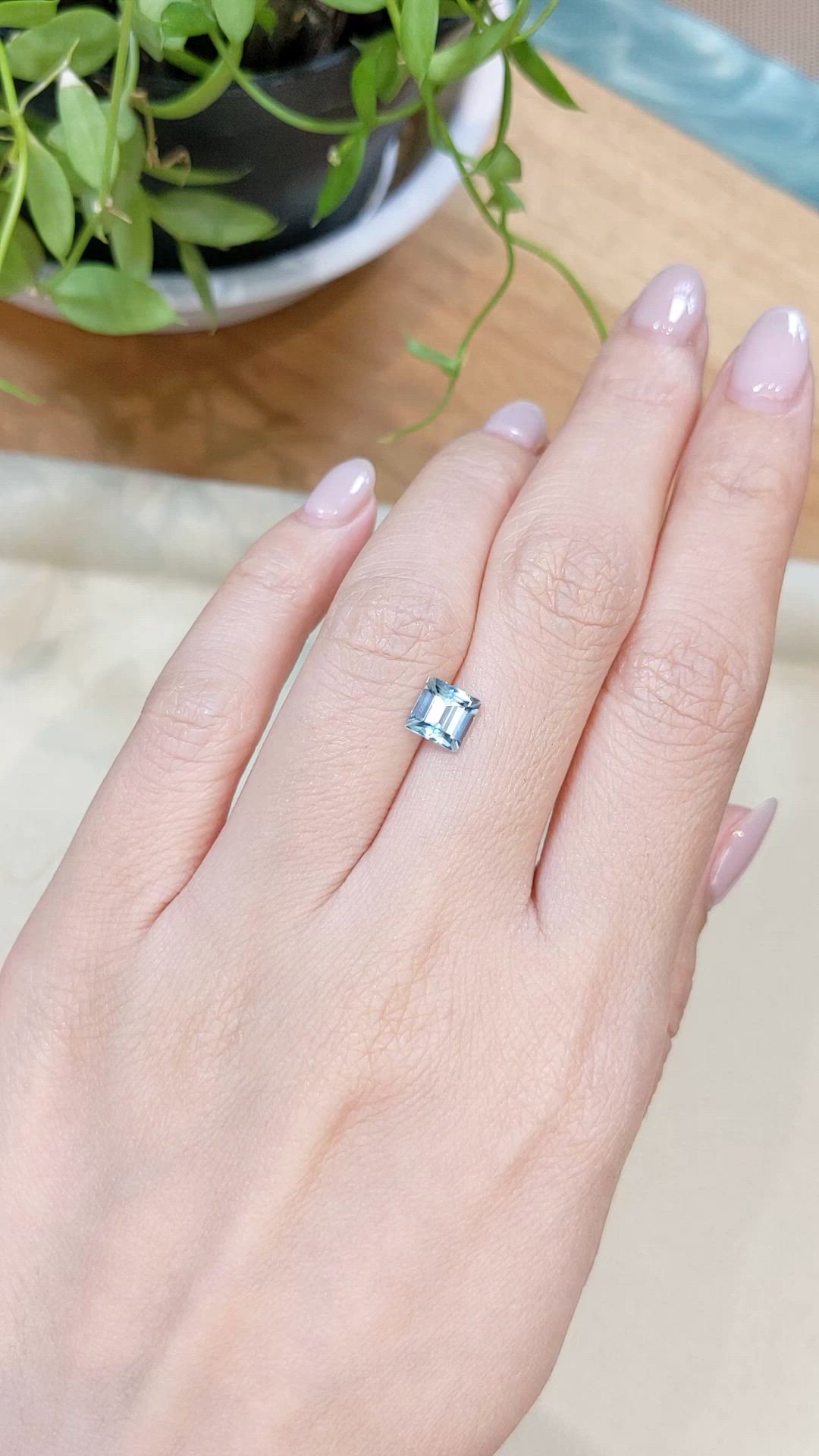 1.00 Ct. Blue Aquamarine from Nigeria Size Video
