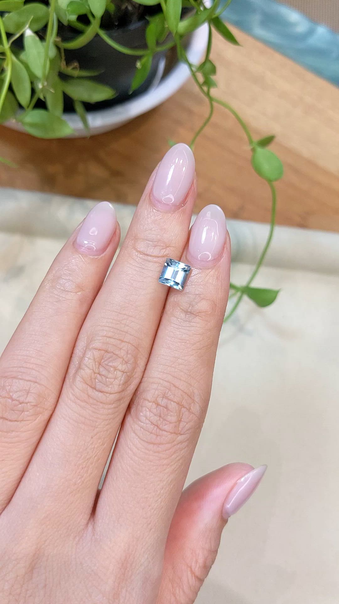 1.00 Ct. Blue Aquamarine from Nigeria Size Video