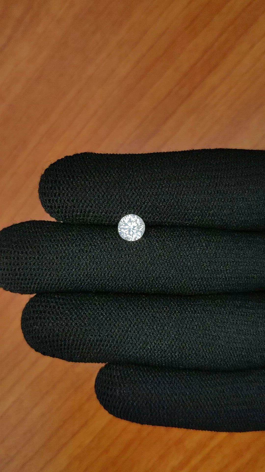 1.19 Ct. White Zircon from Ceylon (Sri Lanka) Size Video