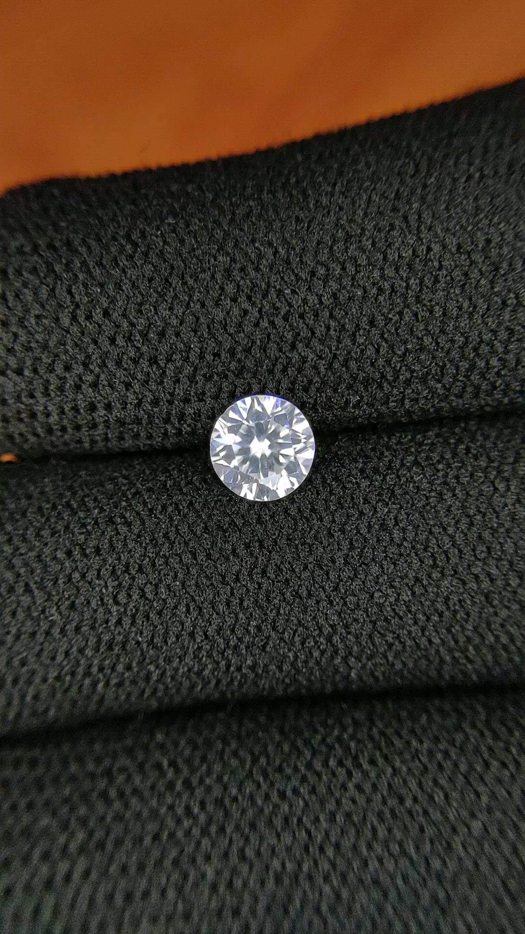 1.09 Ct. Zircon from Ceylon (Sri Lanka) Size Video