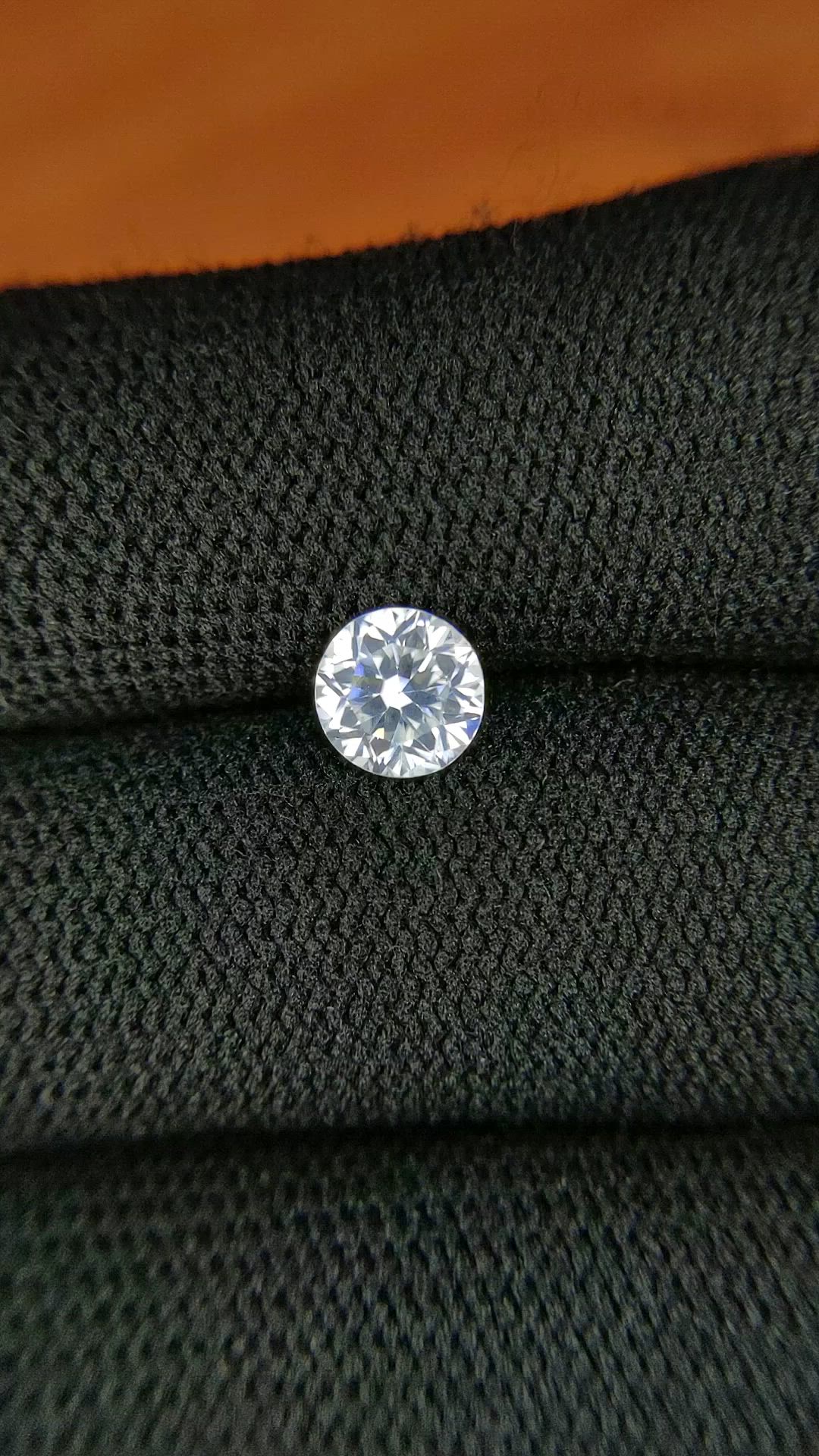 1.24 Ct. White Zircon from Ceylon (Sri Lanka) Size Video