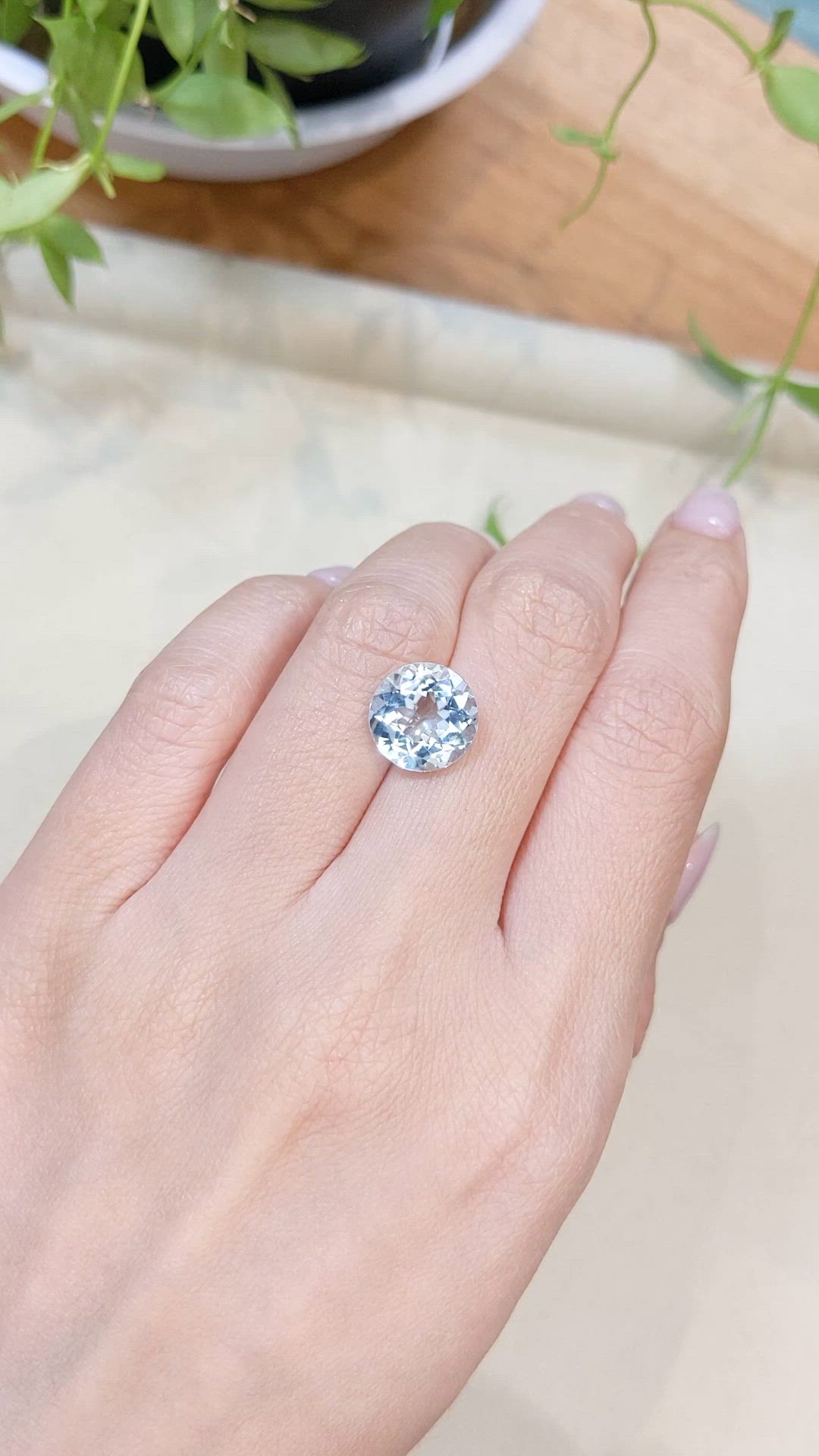 4.43 Ct. Blue Aquamarine from Nigeria Size Video