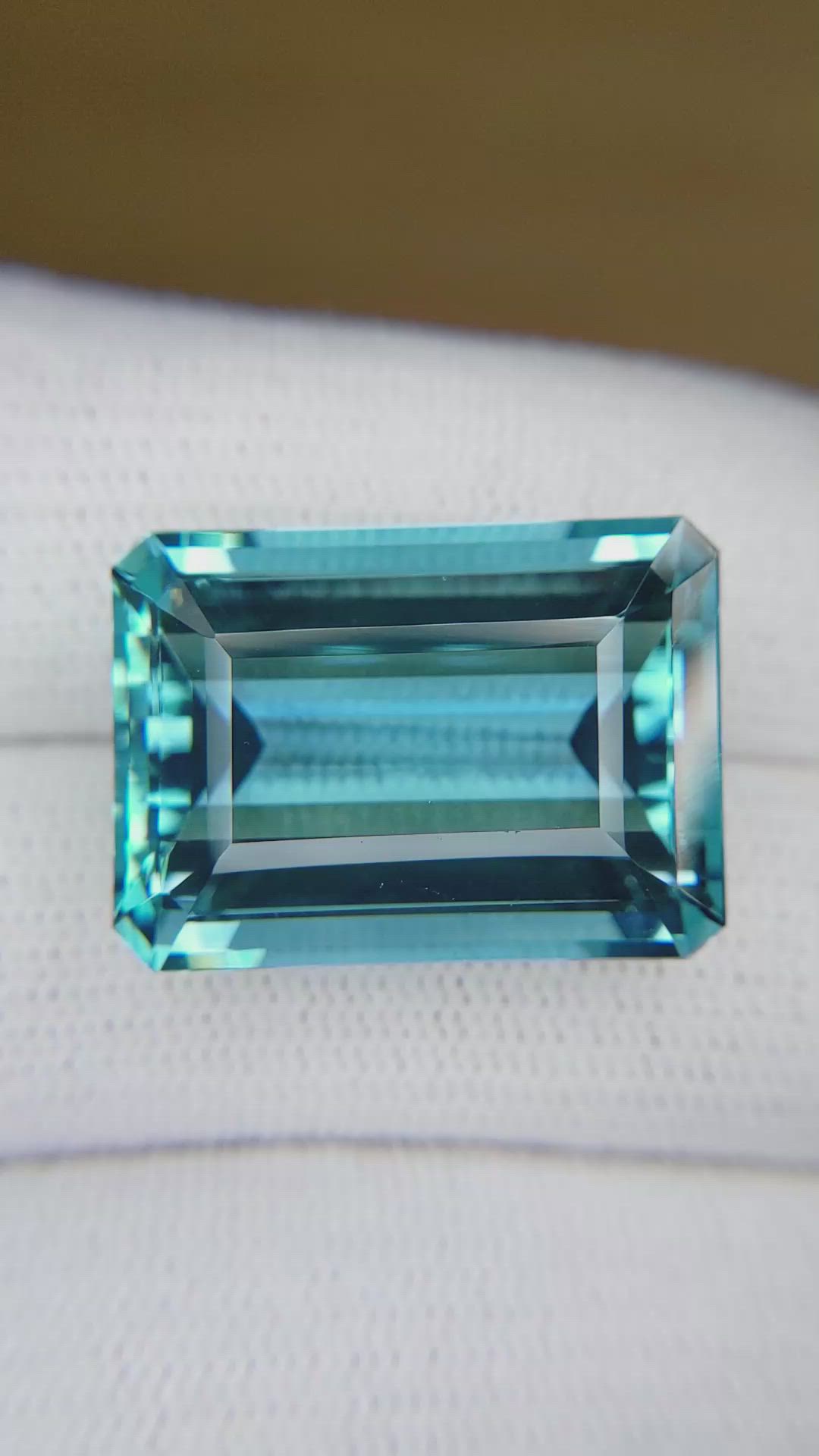 28.50 Ct. Blue Aquamarine from Brazil Size Video