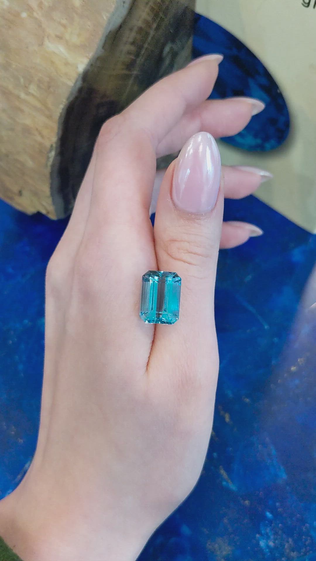 16.77 Ct. Blue Aquamarine from Brazil Size Video