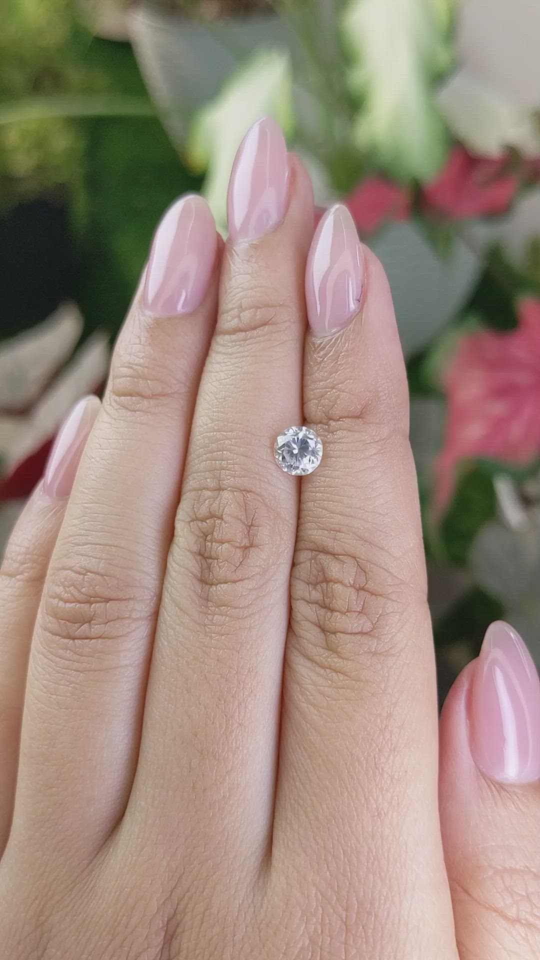 1.27 Ct. White Zircon from Ceylon (Sri Lanka) Size Video