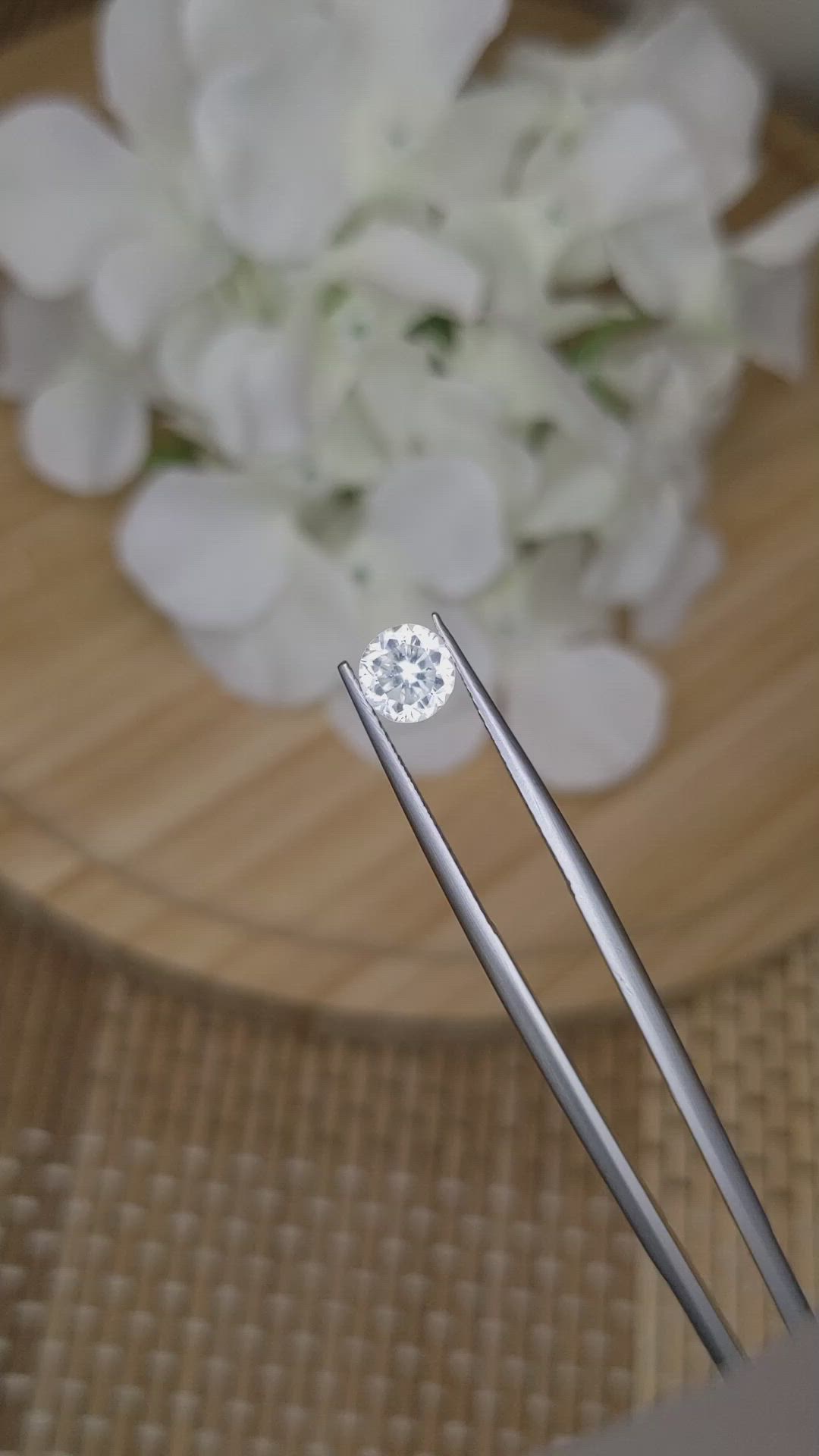 1.26 Ct. White Zircon from Ceylon (Sri Lanka) Size Video