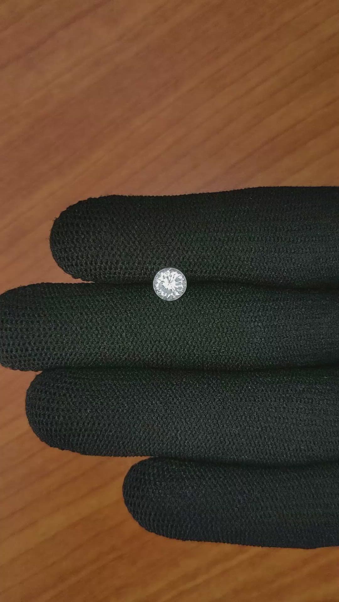 1.20 Ct. Zircon from Ceylon (Sri Lanka) Size Video