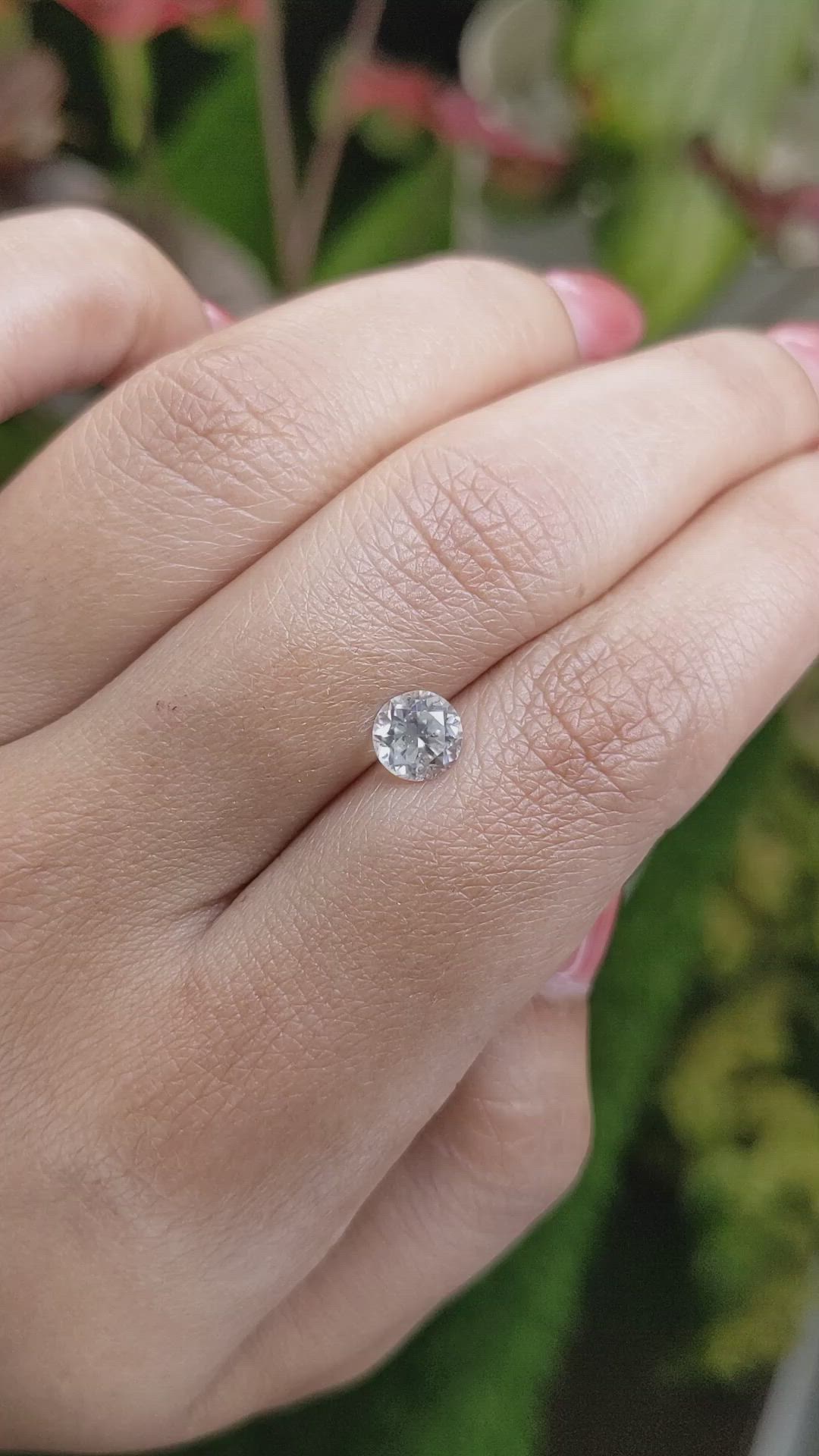 1.41 Ct. White Zircon from Ceylon (Sri Lanka) Size Video