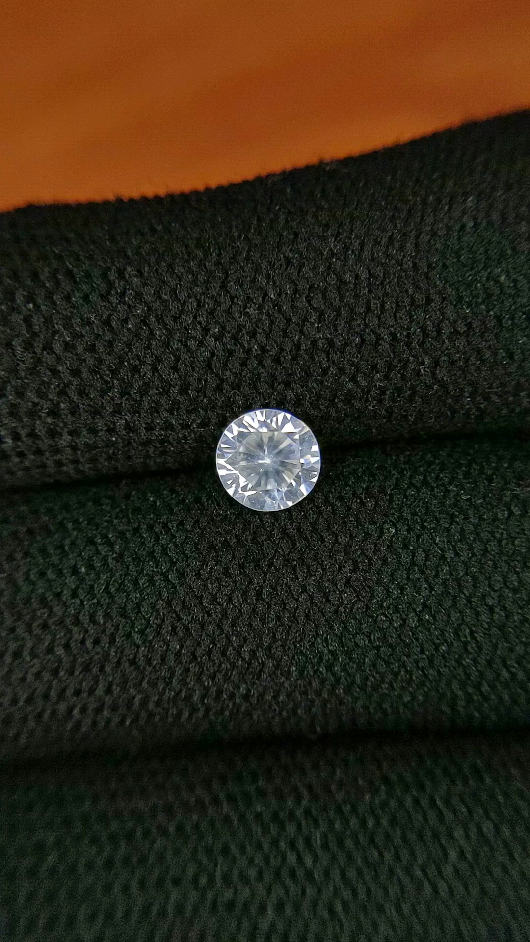 1.08 Ct. White Zircon from Ceylon (Sri Lanka) Size Video