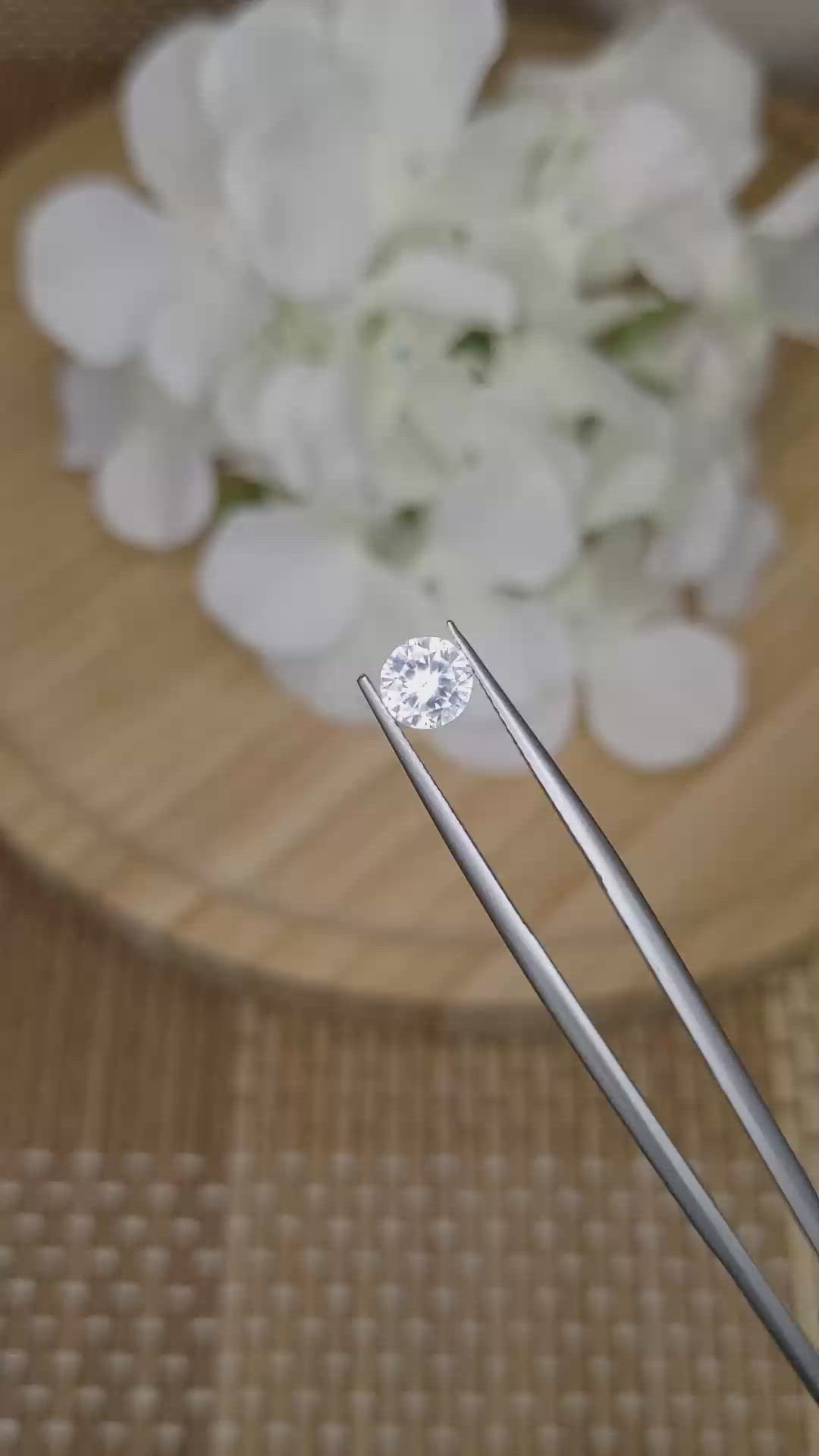 0.95 Ct. Zircon from Ceylon (Sri Lanka) Size Video