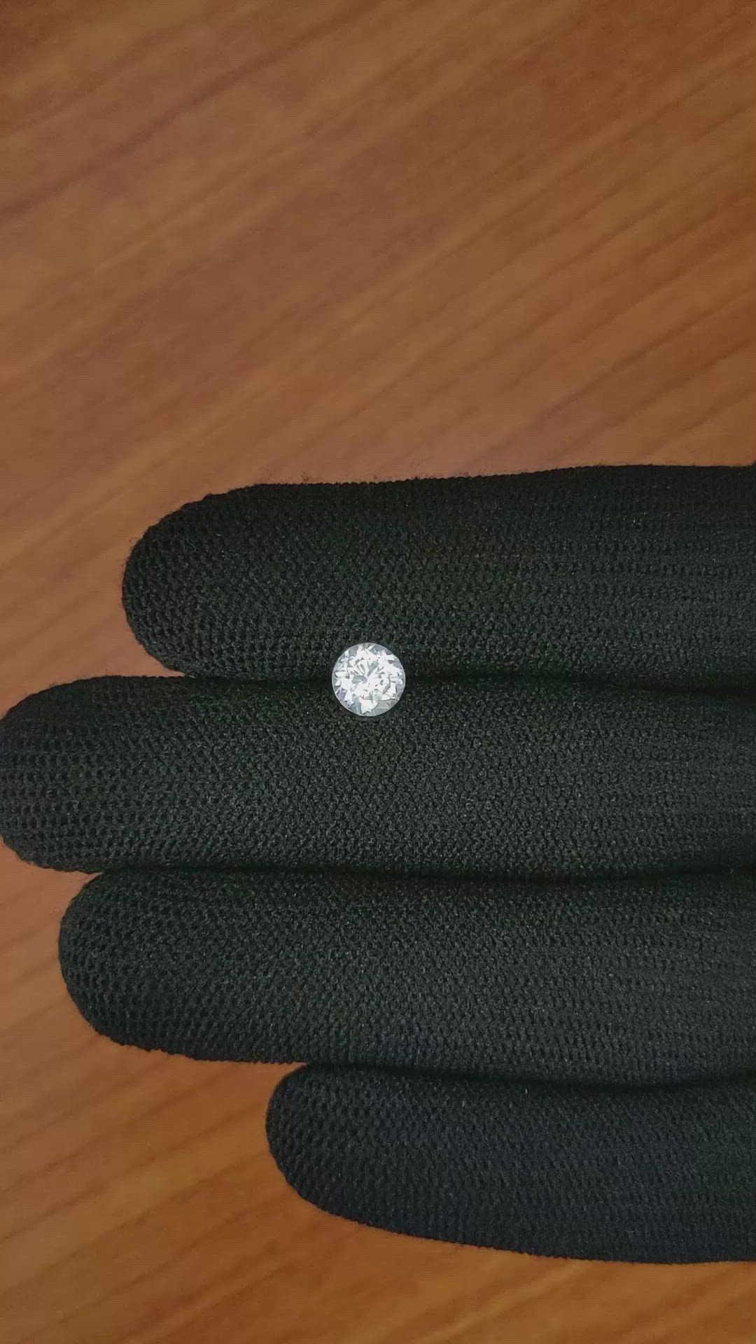 1.21 Ct. Zircon from Ceylon (Sri Lanka) Size Video