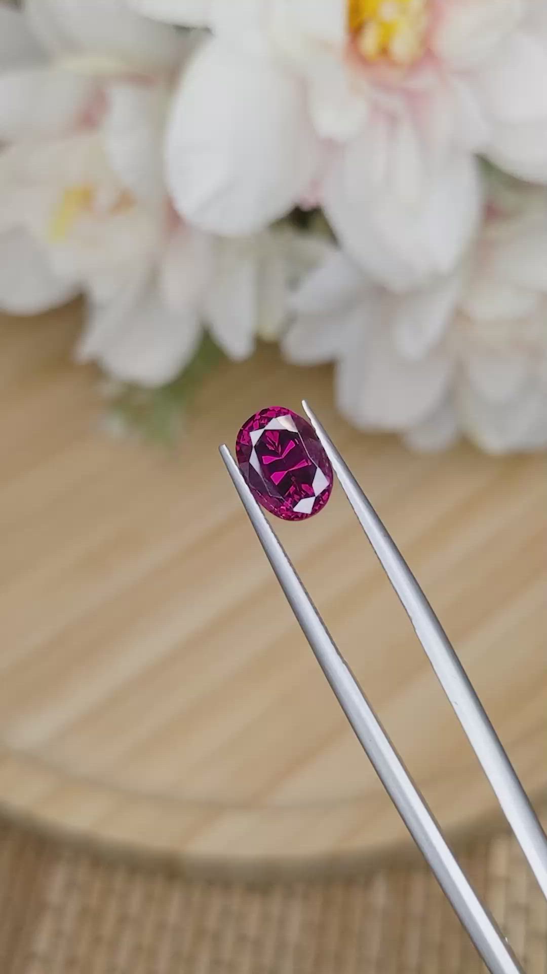 2.97 Ct. Purplish Pink Garnet from Ceylon (Sri Lanka) Size Video