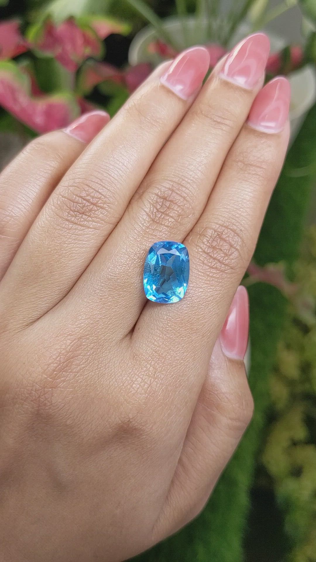 8.54 Ct. Swiss Blue Topaz from Ceylon (Sri Lanka) Size Video