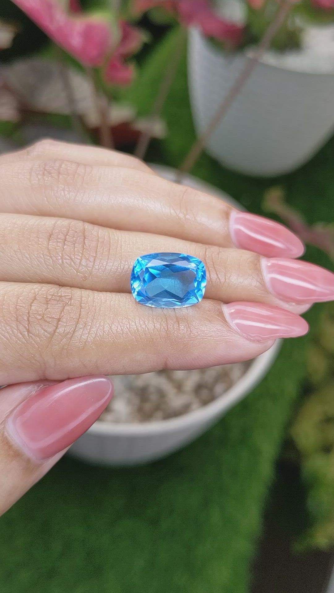 8.54 Ct. Swiss Blue Topaz from Ceylon (Sri Lanka) Size Video