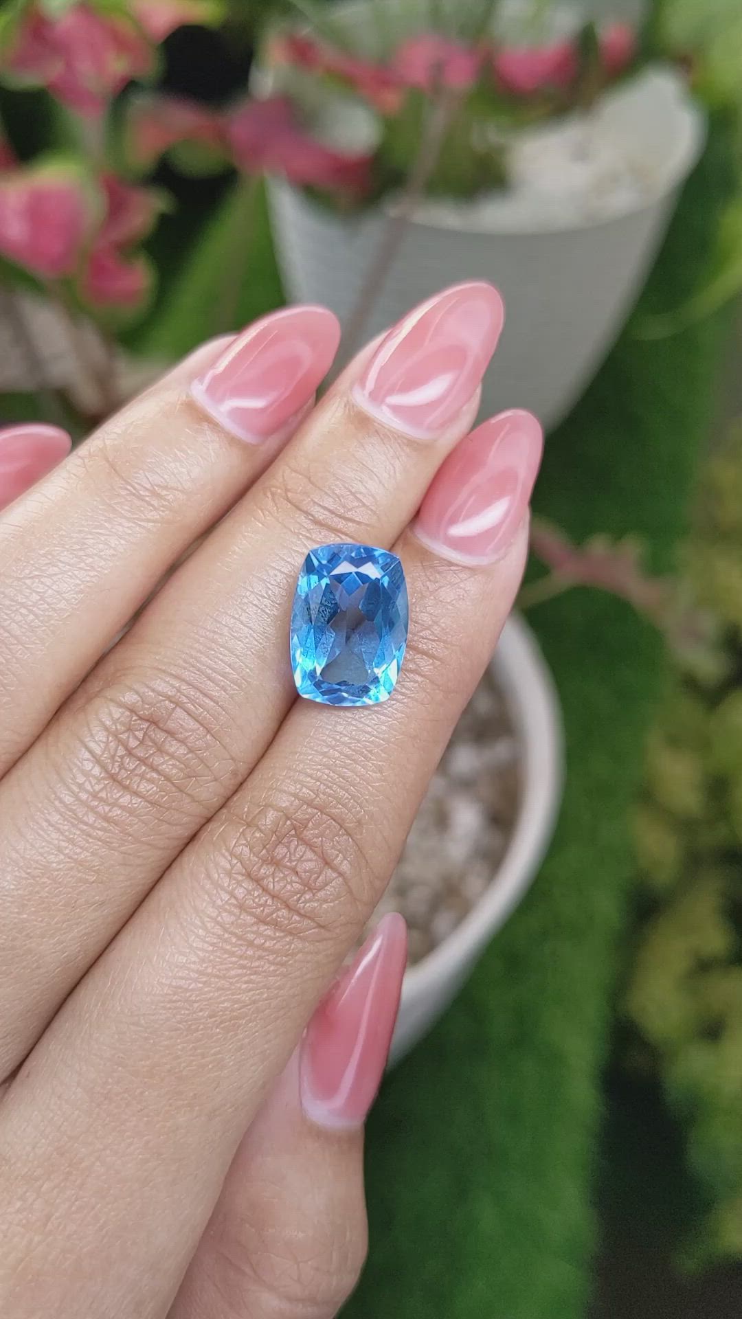 8.95 Ct. Swiss Blue Topaz from Ceylon (Sri Lanka) Size Video