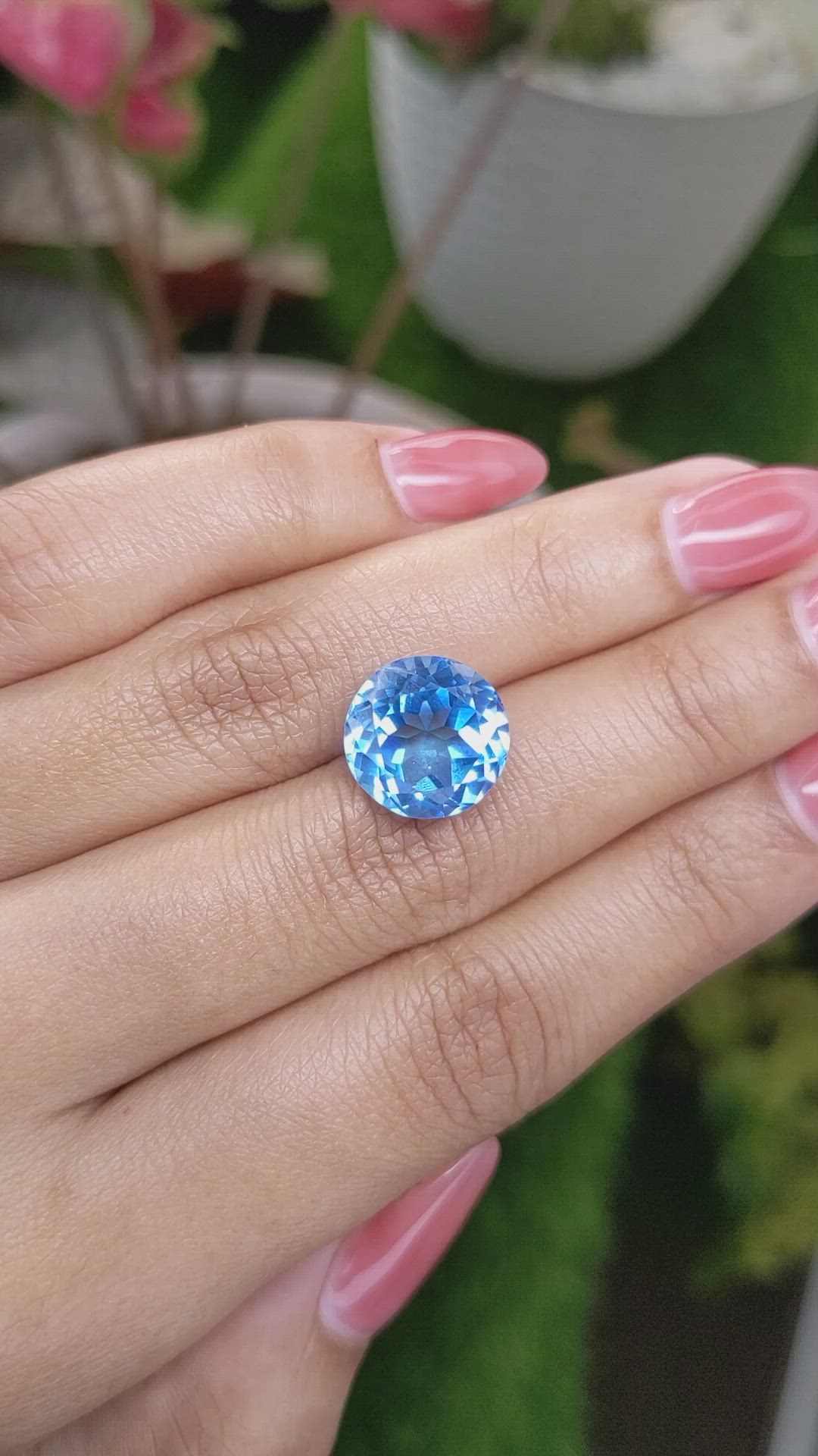 9.22 Ct. Swiss Blue Topaz from Ceylon (Sri Lanka) Size Video