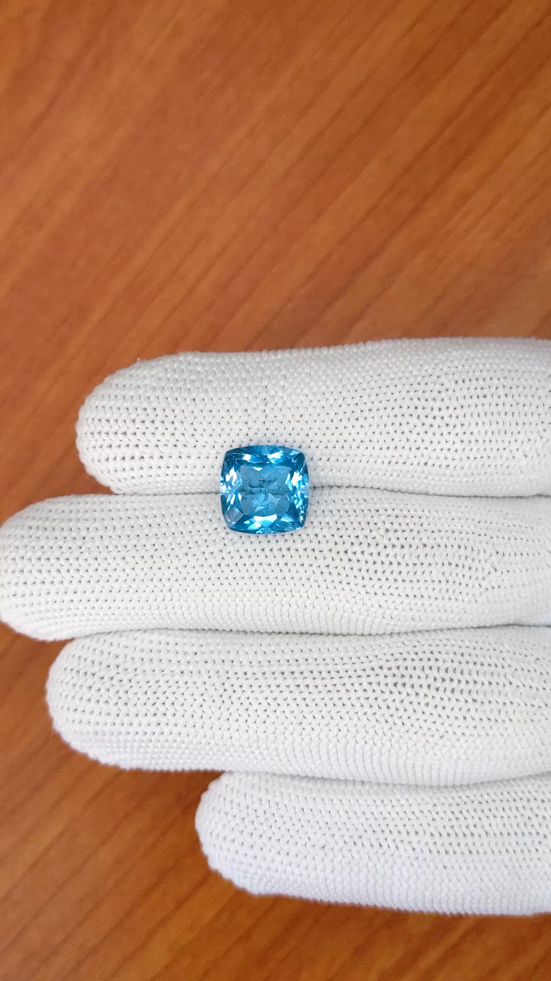 5.73 Ct. Swiss Blue Topaz from Ceylon (Sri Lanka) Size Video